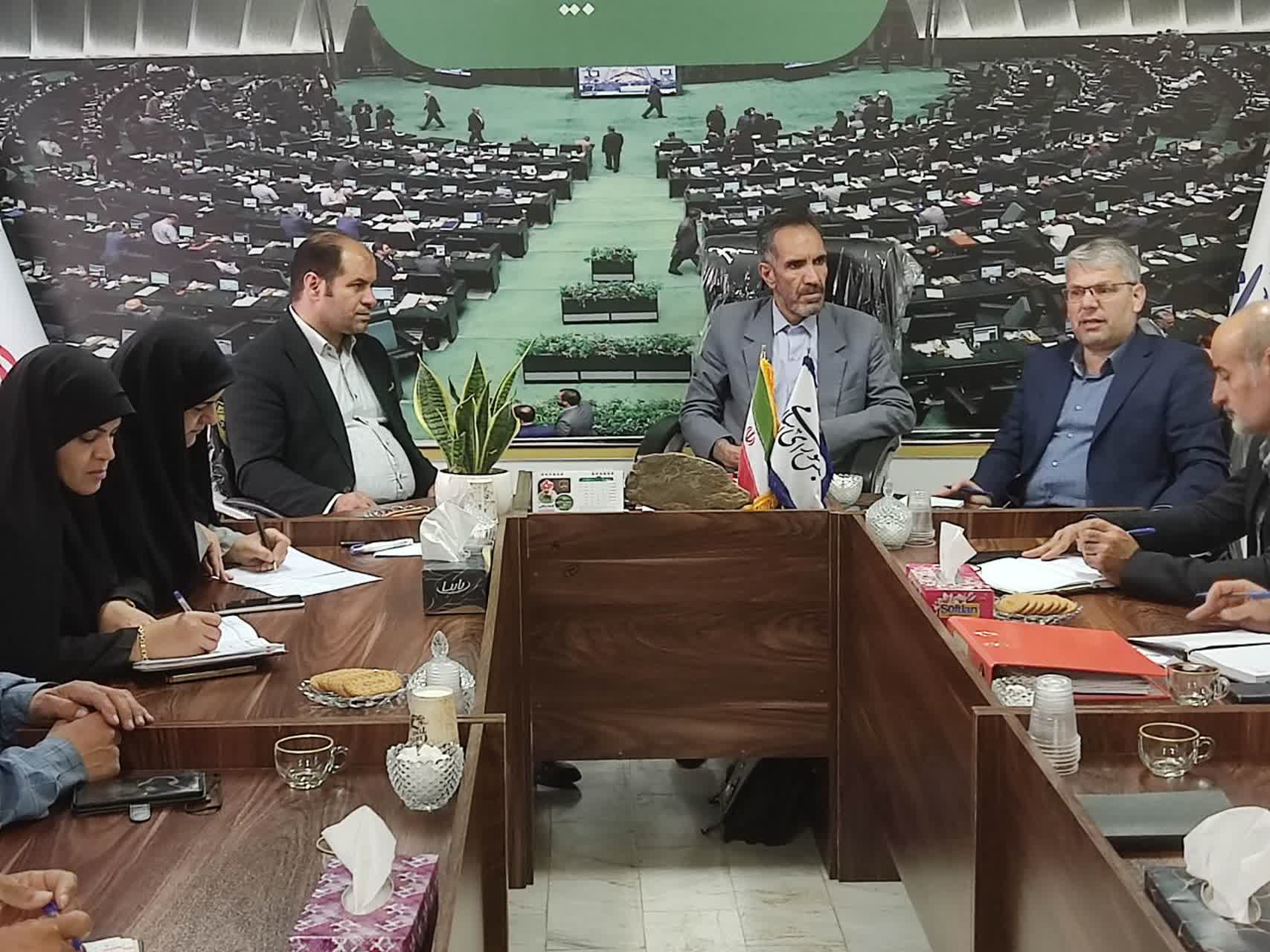 دیدار مدیرعامل شرکت آب و فاضلاب استان مرکزی با فرماندار و نماینده مردم خمین در مجلس شورای اسلامی