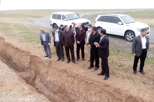 بازديد استاندارمركزي از پروژه آبرساني به 5 روستا از مجتمع كمال صالح شهرستان شازند