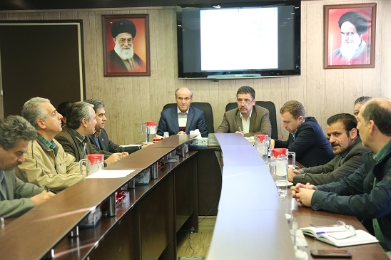 تشکیل جلسه شورای معاونان شرکت آب و فاضلاب استان مرکزی  با حضور معاون منابع انسانی وپشتیبانی و مدیرکل حراست وامور محرمانه شرکت مهندسی  آب وفاضلاب کشور