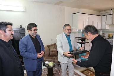 دیدار و سرکشی از خانواده های ایثارگر شاغل در شرکت آب و فاضلاب  استان مرکزی