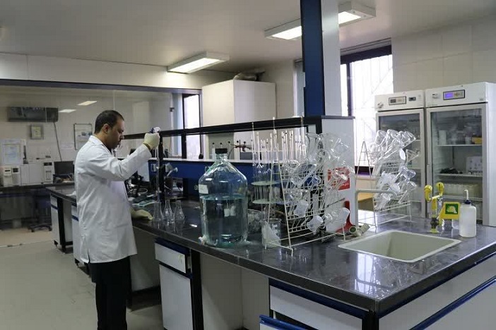 آب شرب بیش از 521 هزار مشترک در استان مرکزی به صورت روزانه مورد پایش وآزمون های کنترلی قرار میگیرد.