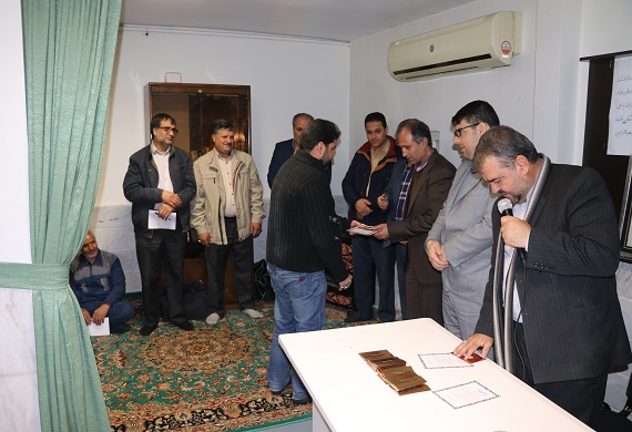تقدیر ازنیروهای امداد و حوادث آب وفاضلاب منطقه یک  امورآب وفاضلاب شهرستان اراک 