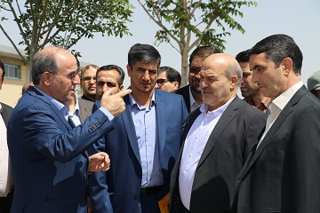 معاون رییس جمهور و رییس سازمان محیط زیست از تصفیه خانه فاضلاب بازدید کرد