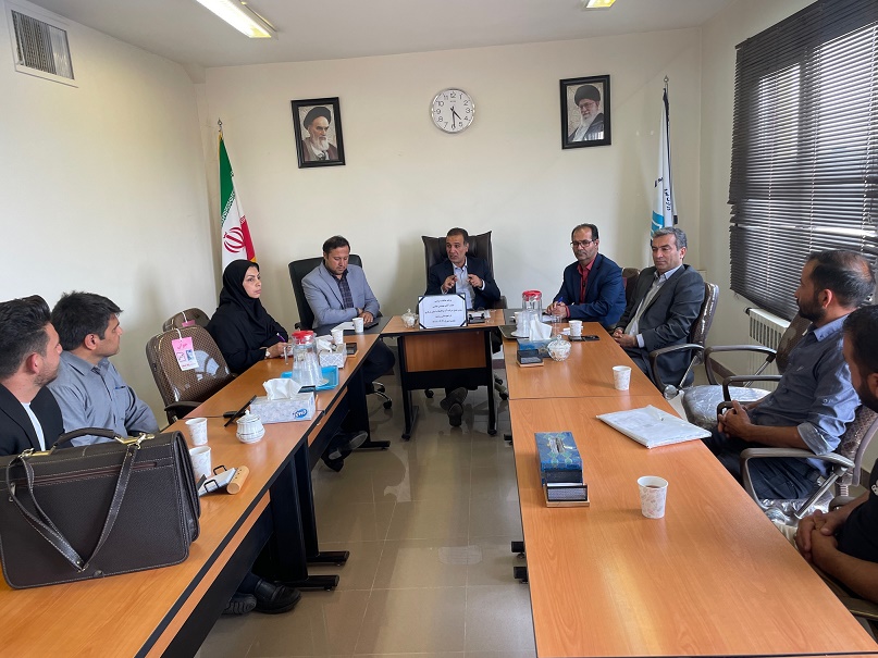 جلسه هم اندیشی مدیر عامل شرکت آب و فاضلاب استان مرکزی با همکاران امور آبفای زرندیه برگزار شد