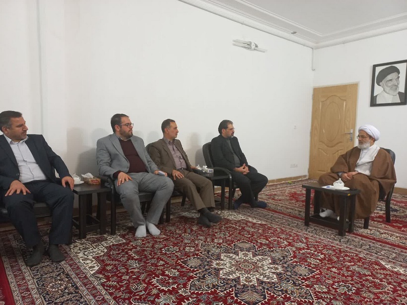 دیدار معاون وزیر نیرو با امام جمعه شهرستان محلات