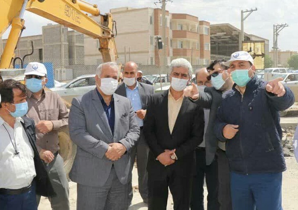 بررسي نحوه جا به جايي خطوط انتقال آب در  عمليات اجرايي تقاطع غير همسطح ميدان مقاومت اراك